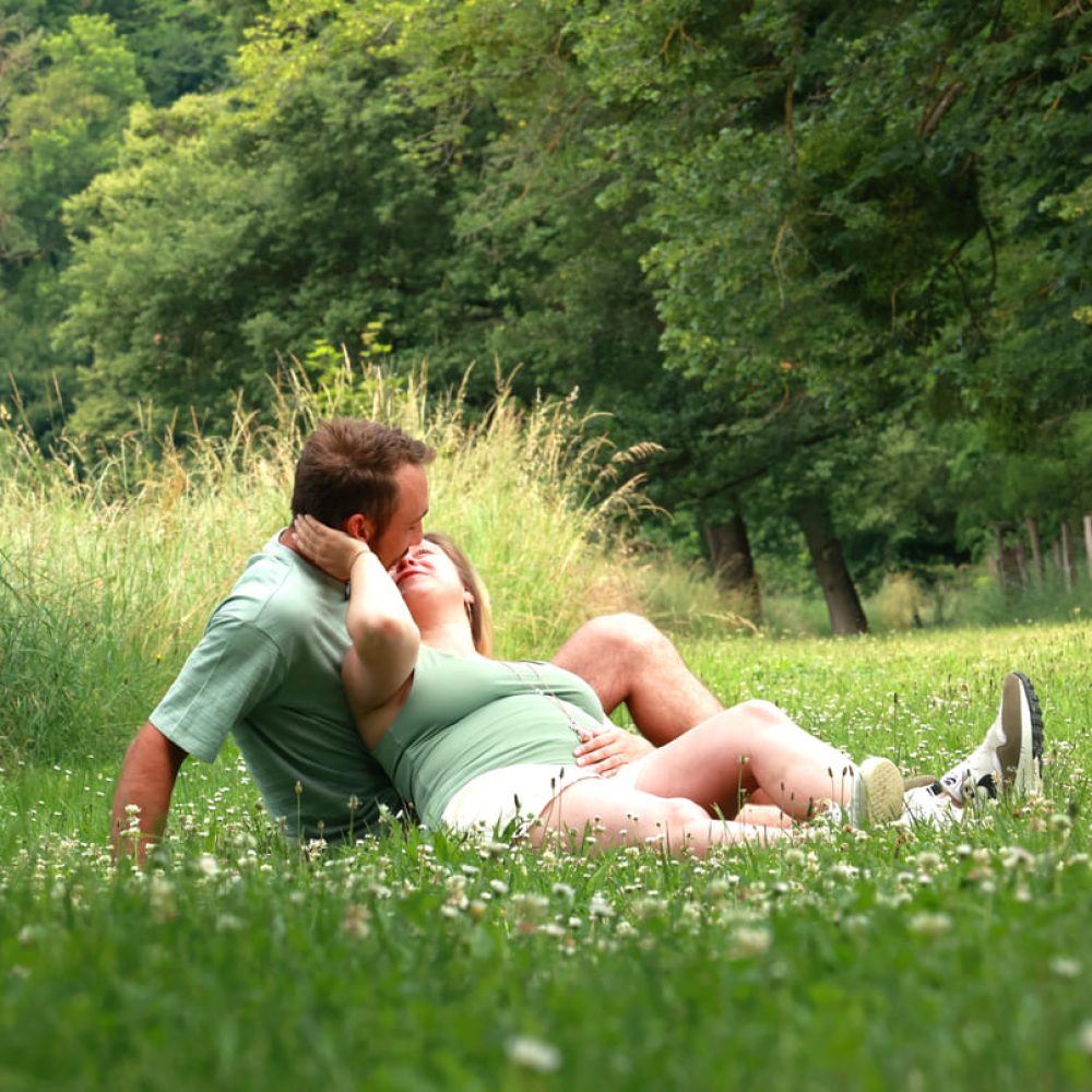 Photo femme enceinte en extérieur Ariège (09)