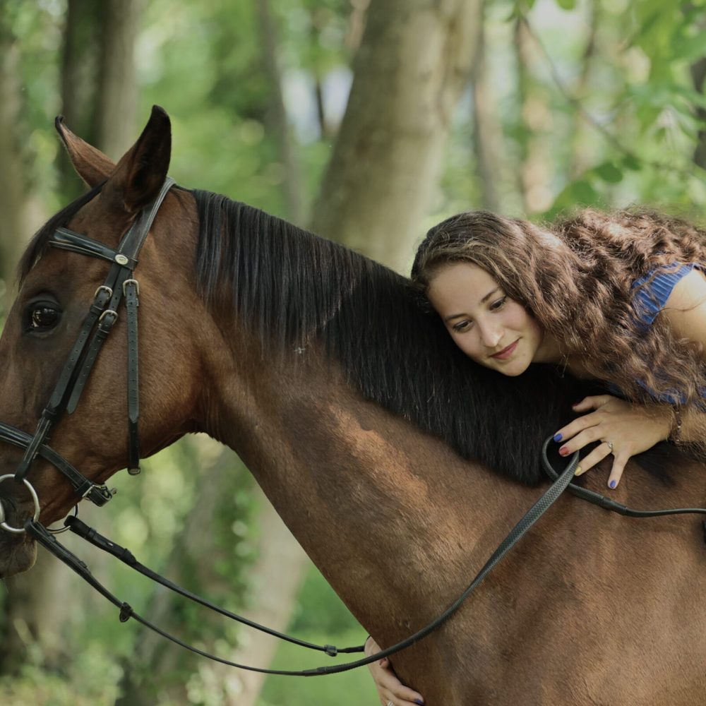 Photo de cheval et cavalière Ariège (09)